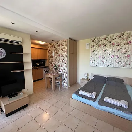 Apartment Cozy, Quiet And Spacious In Life By Flat Mаnаger Sozopol