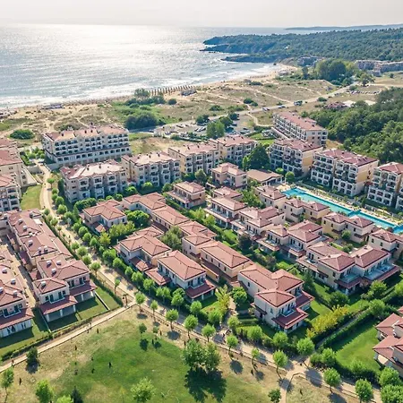 Cozy, Quiet And Spacious In Life By Flat Mаnаger Sozopol